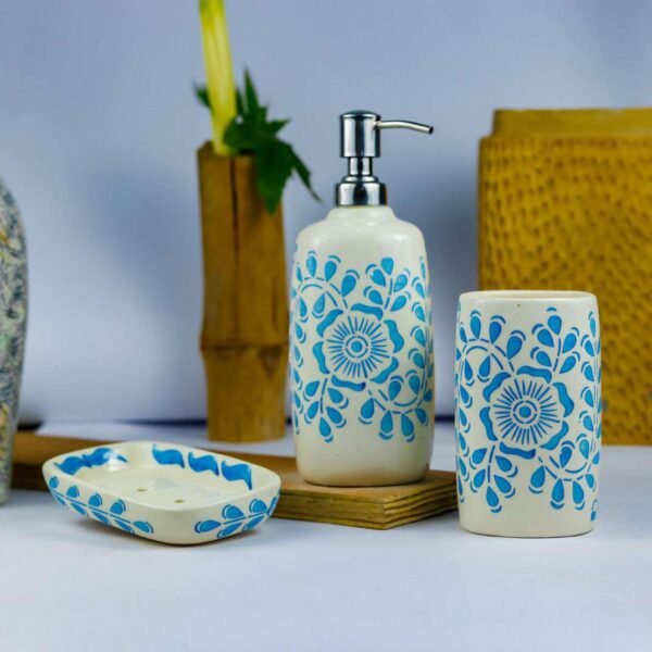 Leaf Pattern Khurja Ceramic Bathroom Set 3pc - KC2101