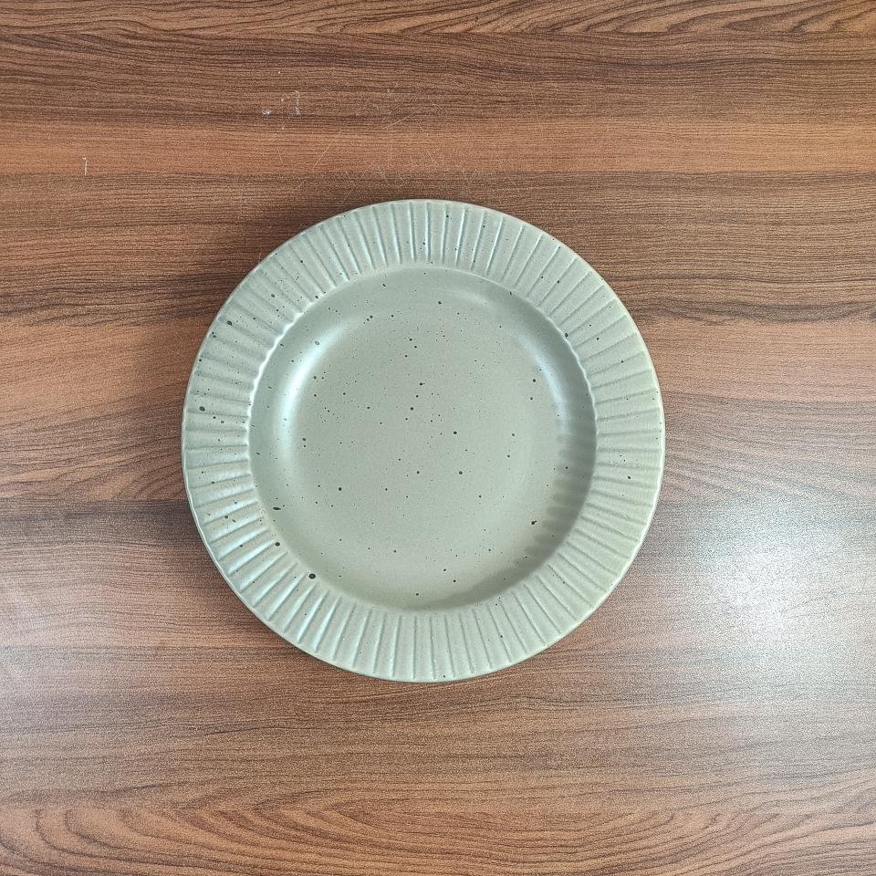 Food Serving Ceramic Plates For Kitchen Decor - DM1026