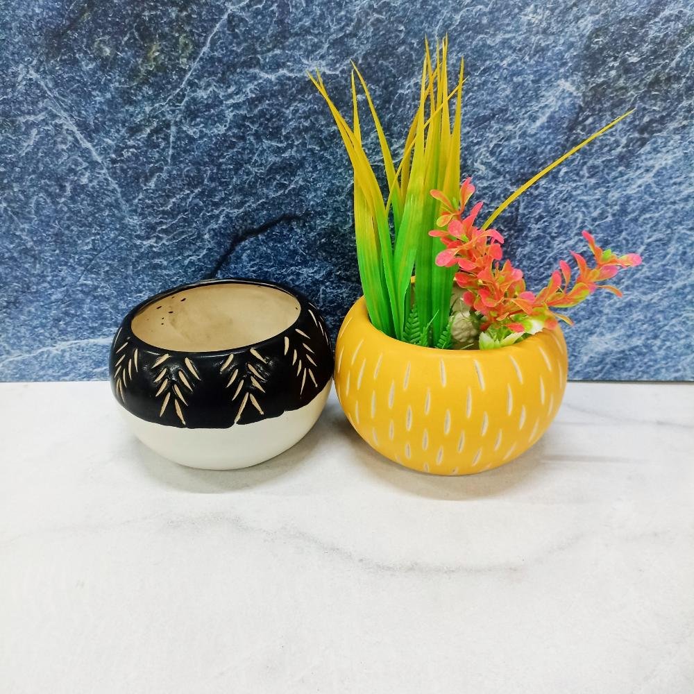 Ball Shape Khurja Ceramic Indoor Decor Pots - KC8115