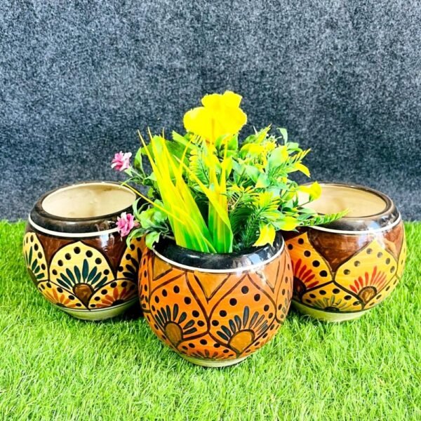 Handpainted Art Work Ball Shape Ceramic Pots-RH1214