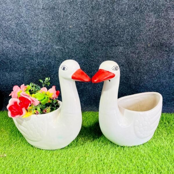 Plain White Khurja Pottery Duck Shape Ceramic Pots-RH1251