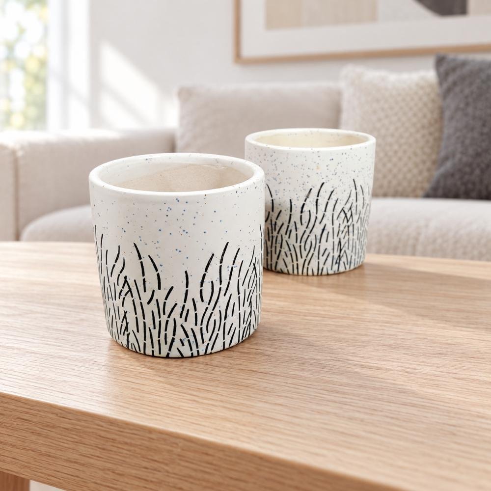 aap-019-small-white-black-brushstroke-ceramic-pot-lifestyle-2 Small White Black Brushstroke Ceramic Pot - Image 1