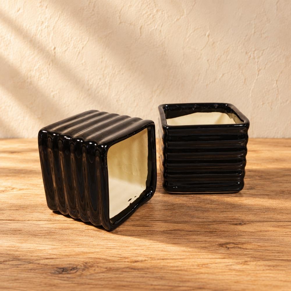 aap-039-small-black-square-ceramic-planter-ai-lifestyle-01 Small Black Square Ceramic Planter - Image 1